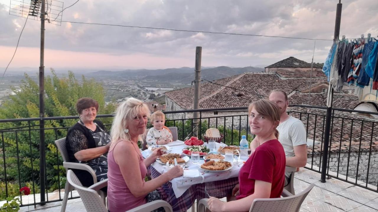 Guest House Luli Berat Zewnętrze zdjęcie